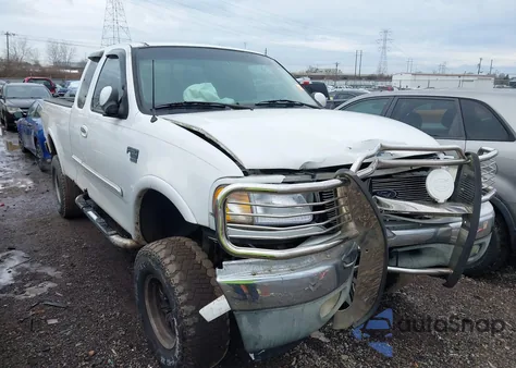 2000 Ford F-150 Lariat/Work Series/Xl/Xlt z USA, uszkodzony, nr VIN 1FTRX18L2YNB45370